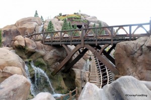 Seven-Dwarfs-Mine-Train-2-600x400