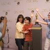 Disney Parks Guests Can Pose with an Oscar Statuette at Disney’s Hollywood Studios